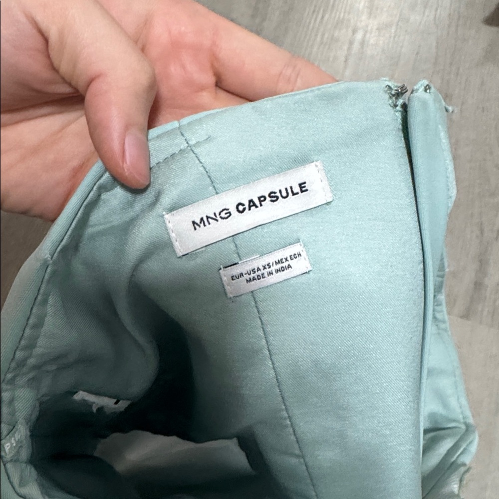 Mango Capsule top - Picture 3 of 3